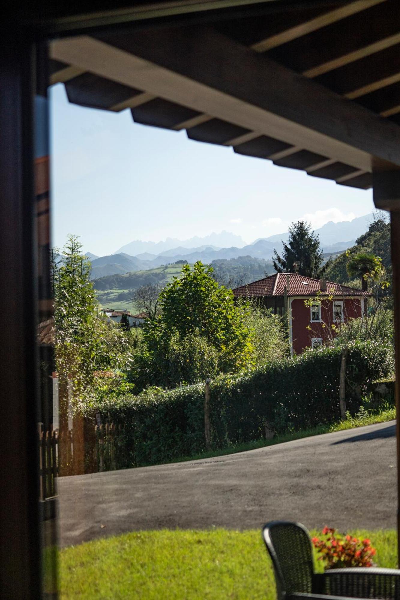 Apartamentos Cuetumerin Onís Exteriér fotografie